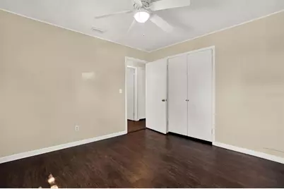 5923 14th Street, Zephyrhills, FL 33542 - Photo 13