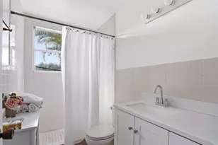 6650 Hibiscus Ave S, South Pasadena, FL 33707 - Photo 11