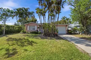 6650 Hibiscus Ave S, South Pasadena, FL 33707 - Photo 31