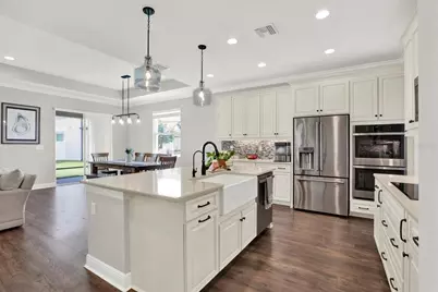 31601 Holton Court, Wesley Chapel, FL 33545 - Photo 9