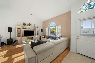 5523 Hereford Dr, New Port Richey, FL 34655 - Photo 5