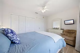 1638 Seascape Cir, Tarpon Springs, FL 34689 - Photo 23