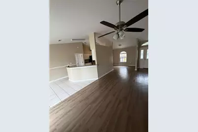 2203 Summer Raye Court, Saint Cloud, FL 34772 - Photo 5