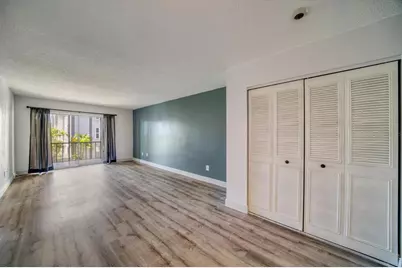 8693 Bardmoor Boulevard #205, Seminole, FL 33777 - Photo 7