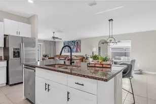 1841 Crinkle Leaf Ct, Ruskin, FL 33570 - Photo 17
