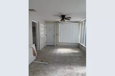 430 42nd Avenue NE, Saint Petersburg, FL 33703 - Photo 9