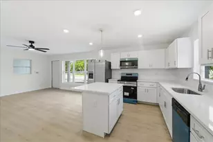 4651 22nd Ave N, Saint Petersburg, FL 33713 - Photo 83