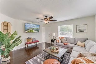 4651 22nd Ave N, Saint Petersburg, FL 33713 - Photo 7