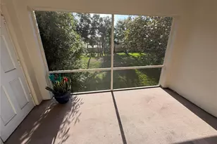 10335 Carrollwood Ln, Tampa, FL 33618 - Photo 5