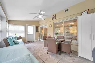 1658 Macdonnell Ct, Palm Harbor, FL 34684 - Photo 39