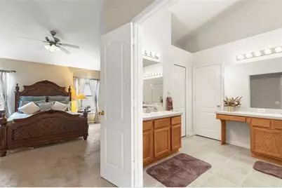 30709 Lanesborough Circle, Wesley Chapel, FL 33543 - Photo 21