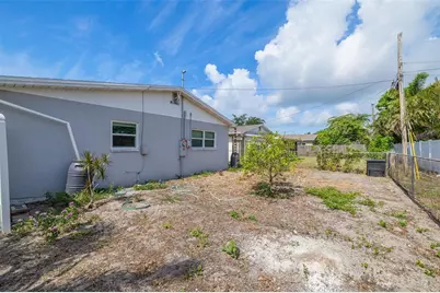 1099 52nd Street S, Gulfport, FL 33707 - Photo 27