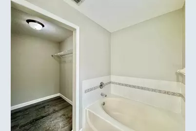 18112 Canal Pointe Street, Tampa, FL 33647 - Photo 31