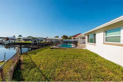 9773 1st Street NE, Saint Petersburg, FL 33702 - Photo 29