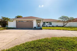 9773 1st St NE, Saint Petersburg, FL 33702 - Photo 9