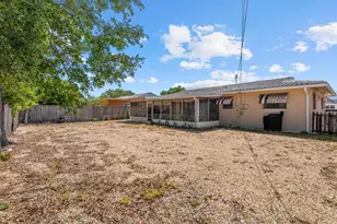 2124 Greenbriar Blvd, Clearwater, FL 33763 - Photo 27