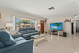 2124 Greenbriar Blvd, Clearwater, FL 33763 - Photo 7