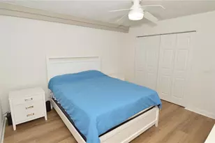 4700 Cove Cir, Saint Petersburg, FL 33708 - Photo 25