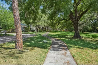 6341 Treetop Circle #6341, Temple Terrace, FL 33617 - Photo 23