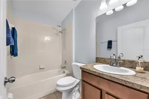 10510 Summer Azure Dr, Riverview, FL 33578 - Photo 11