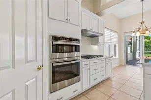 601 Viento De Avila, Tampa, FL 33613 - Photo 11