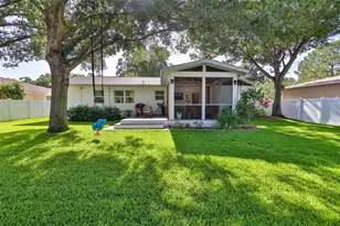 3924 17th St N, Saint Petersburg, FL 33714 - Photo 13