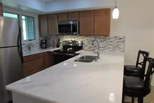1013 Lake Avoca Ct, Tarpon Springs, FL 34689 - Photo 11