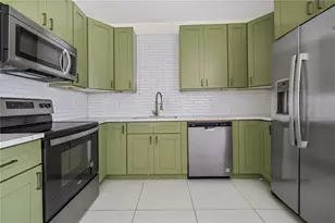 8303 N 11th St, Tampa, FL 33604 - Photo 5