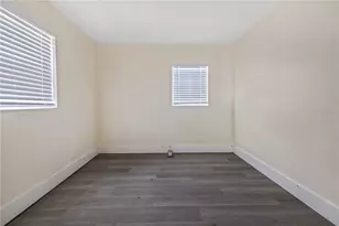 8303 N 11th St, Tampa, FL 33604 - Photo 9