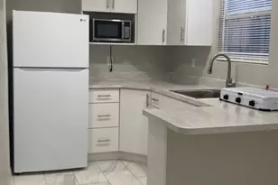 8331 W Pocahontas Ave, Tampa, FL 33615 - Photo 35