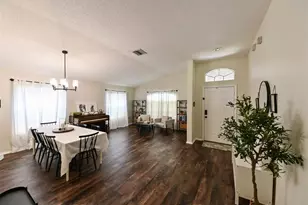 4517 Wild Plum Ln, Lutz, FL 33558 - Photo 7