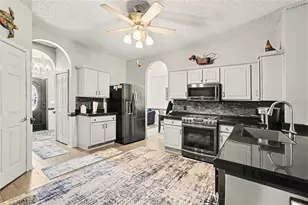 10212 Grant Creek Dr, Tampa, FL 33647 - Photo 11