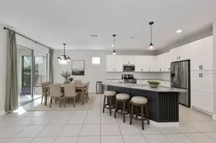 6207 Voyagers Pl, Apollo Beach, FL 33572 - Photo 9