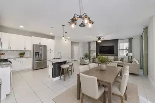 6207 Voyagers Pl, Apollo Beach, FL 33572 - Photo 9