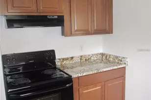 3302 W Wallace Ave, Tampa, FL 33611 - Photo 5