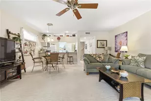 9034 Lake Pl Ln, Tampa, FL 33634 - Photo 5