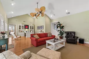 3104 Tarabrook Dr, Tampa, FL 33618 - Photo 13