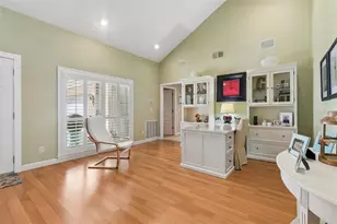 3104 Tarabrook Dr, Tampa, FL 33618 - Photo 17