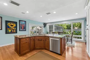 3104 Tarabrook Dr, Tampa, FL 33618 - Photo 25