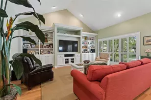 3104 Tarabrook Dr, Tampa, FL 33618 - Photo 9