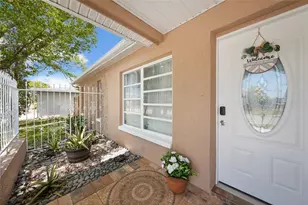 9146 Whitman Ln, Port Richey, FL 34668 - Photo 15