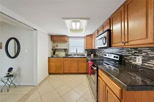 9146 Whitman Ln, Port Richey, FL 34668 - Photo 23