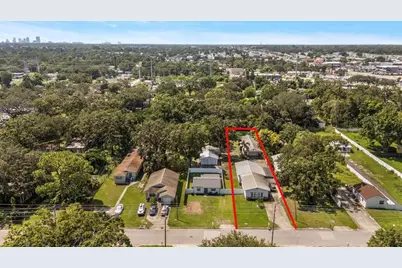 3290 70th Avenue N, Saint Petersburg, FL 33702 - Photo 1