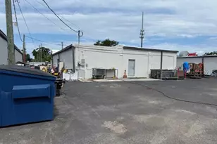 9511 N Nebraska Ave, Tampa, FL 33612 - Photo 3