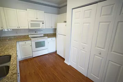 4304 Bayside Village Drive #204, Tampa, FL 33615 - Photo 11