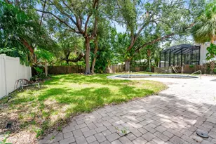 614 Ontario Ave, Tampa, FL 33606 - Photo 7