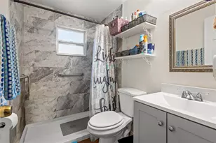 2526 26th St S, Saint Petersburg, FL 33712 - Photo 11