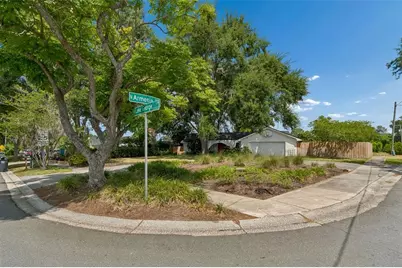 13338 Lake George Lane, Tampa, FL 33618 - Photo 47