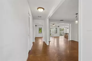 13338 Lake George Ln, Tampa, FL 33618 - Photo 15