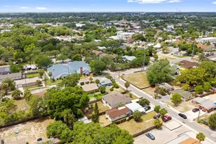510 E Lime St, Tarpon Springs, FL 34689 - Photo 51